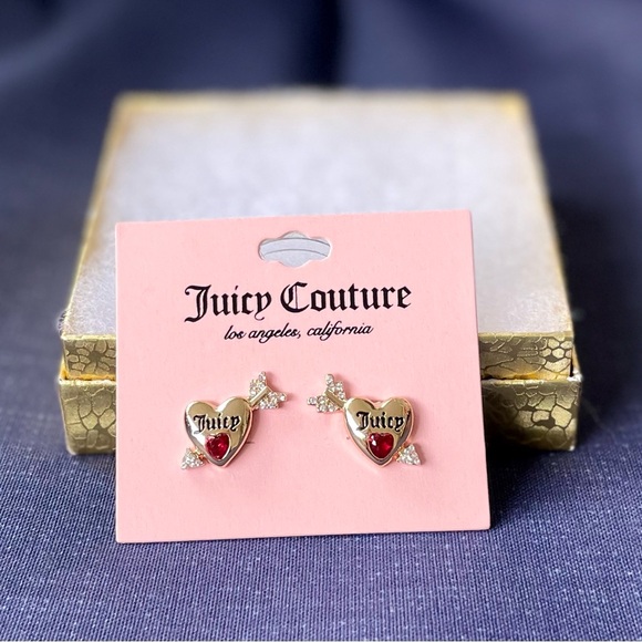 Juicy Couture Jewelry - 🌸NWT Juicy Couture Gold-Tone Bow & Arrow Heart Studs🌸